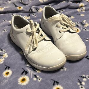 Nurse mates leather nursing shoes